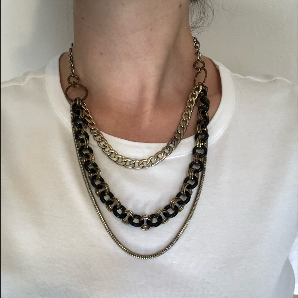 Multichain Black and Gold Necklace
